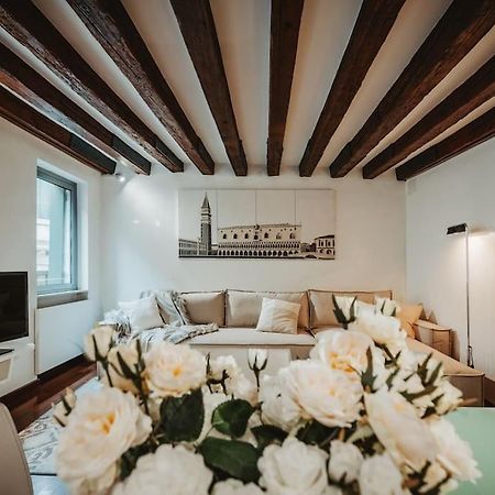 2 Min Da Piazza San Marco L-Home Βενετία Εξωτερικό φωτογραφία